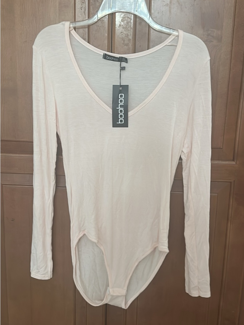 Boohoo Light Pink Long-Sleeve V-Neck Bodysuit